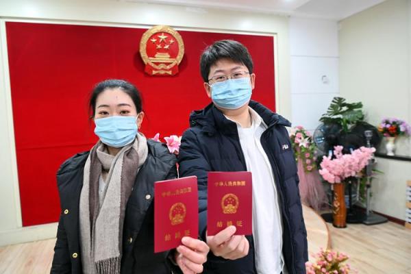 25年结婚领证吉日 领结婚证的良辰吉日 25年结婚领证吉日 领结婚证的良辰吉日